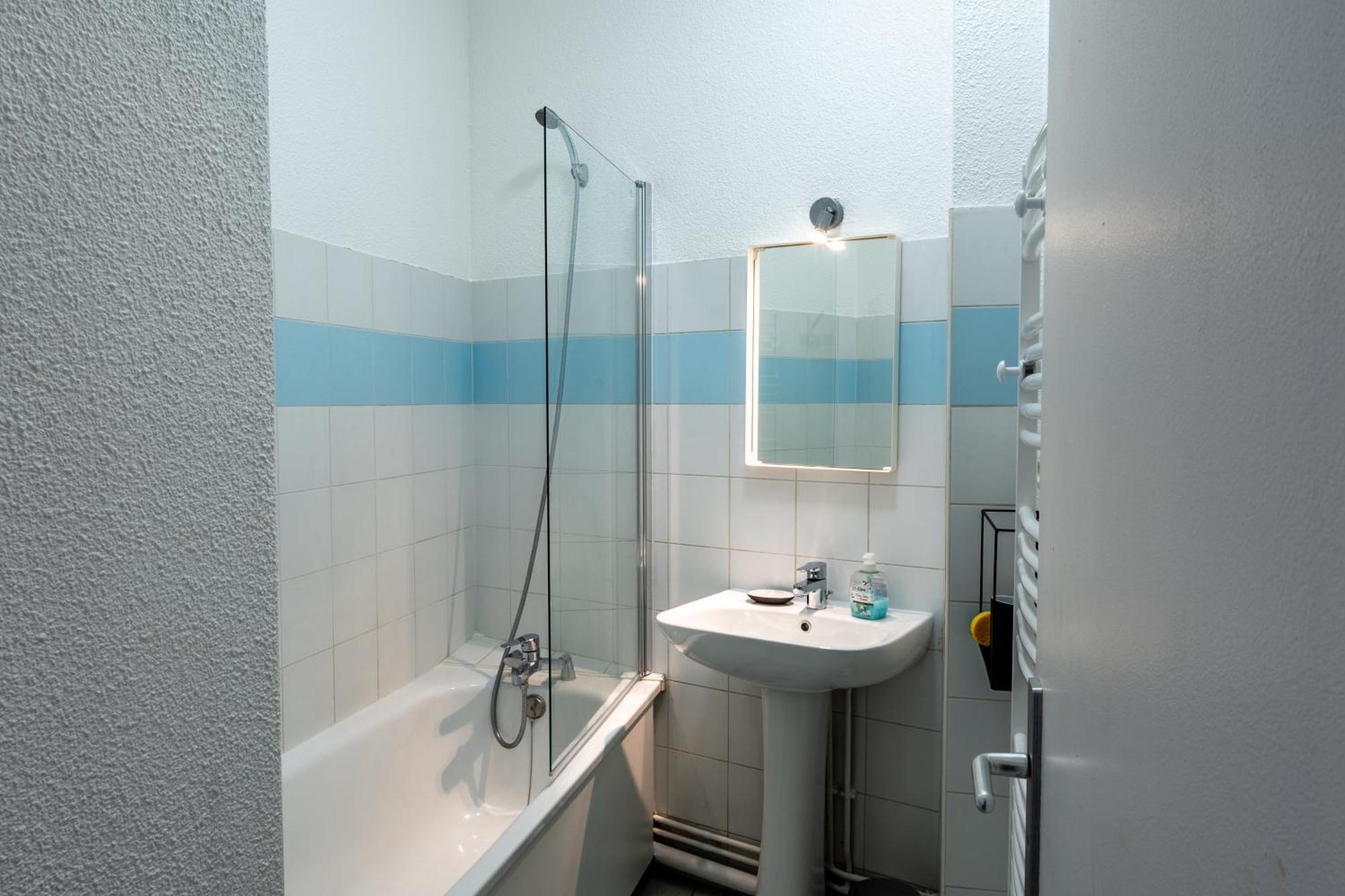 Residence Serenity - Hyper Centre - Bagagerie Λούρδη Δωμάτιο φωτογραφία