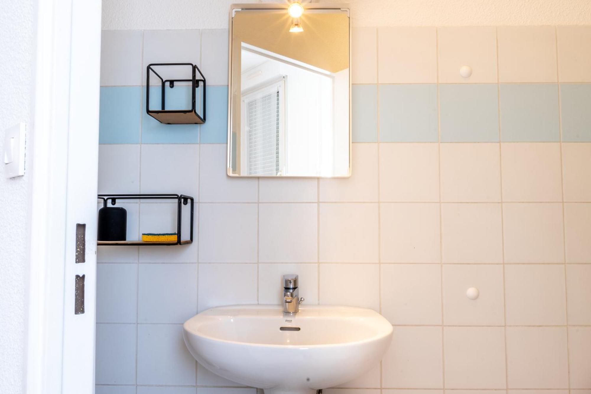 Residence Serenity - Hyper Centre - Bagagerie Λούρδη Δωμάτιο φωτογραφία